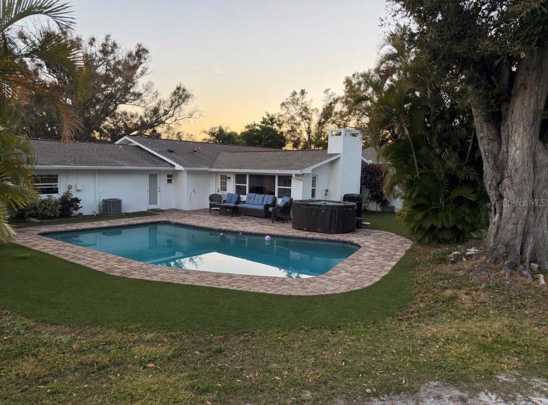 PINELLAS GROVES - Residential