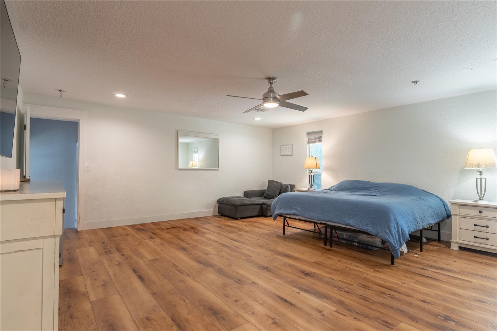 PINELLAS GROVES - Residential