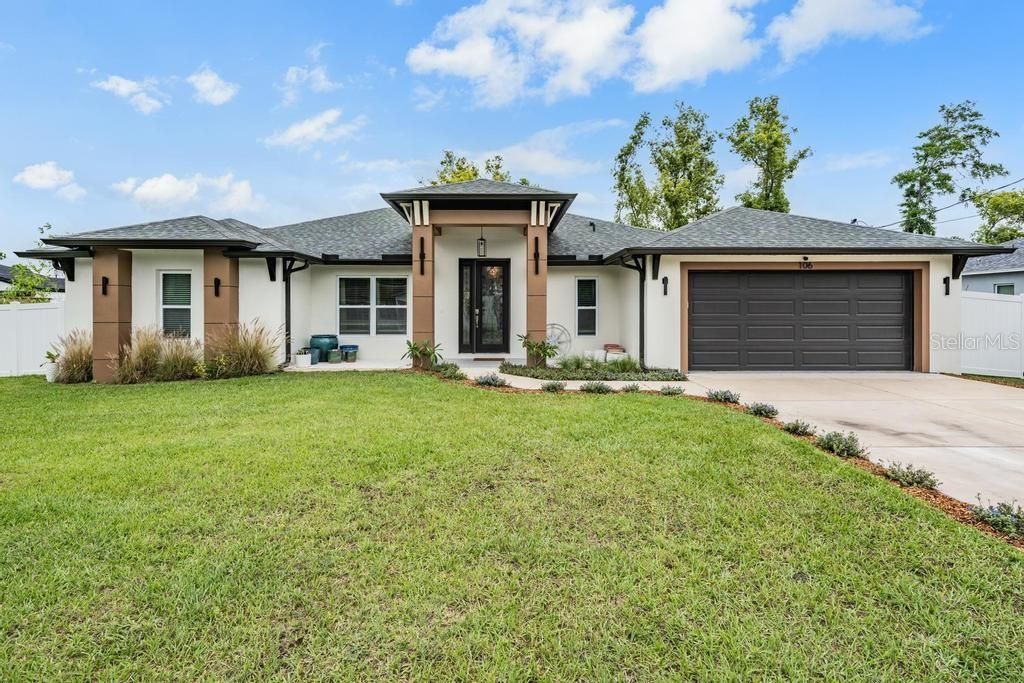 Photo of 106 1st Avenue NE, Lutz, FL 33549 (MLS # TB8496162)