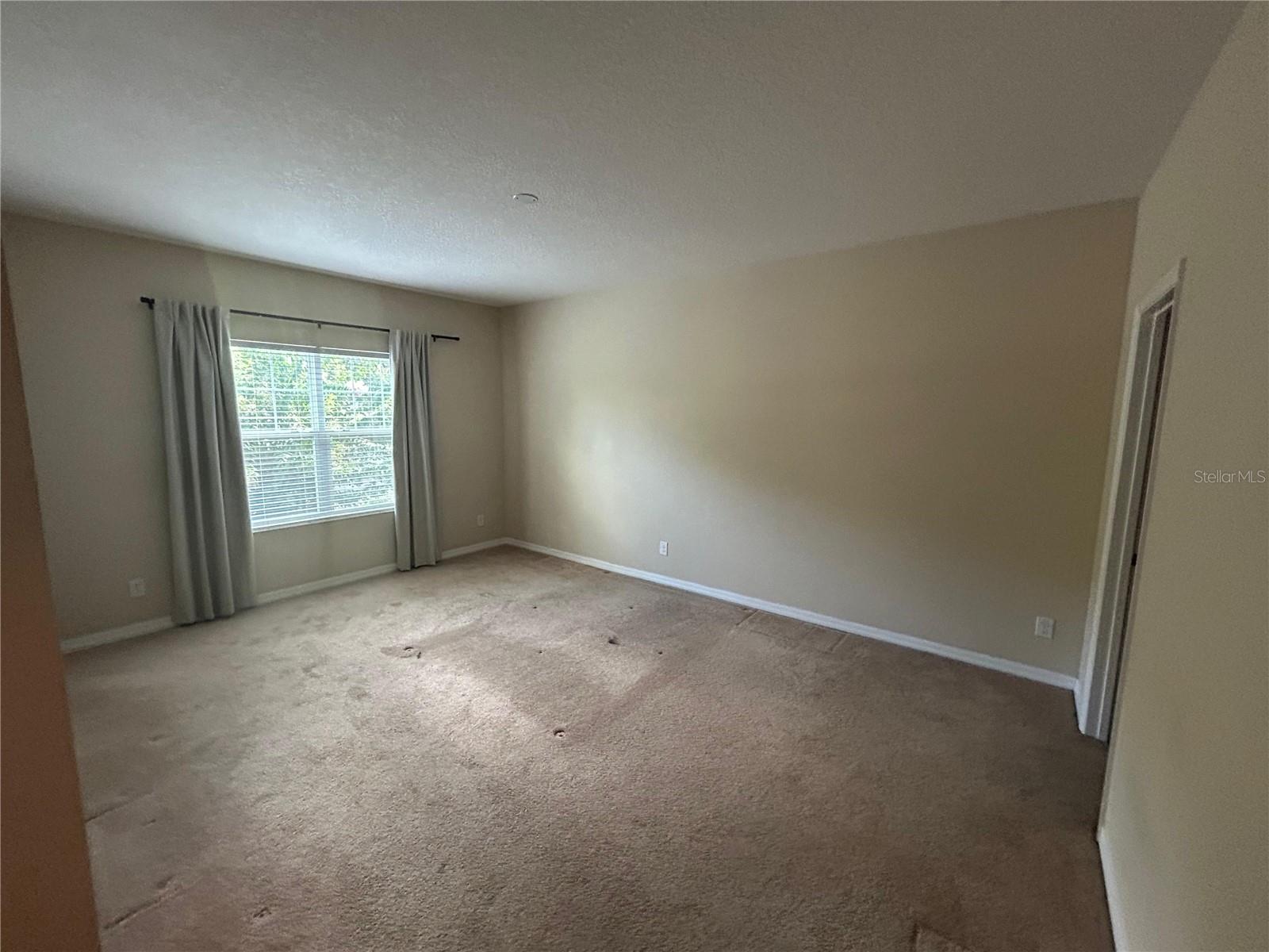 LAKE BURDEN SOUTH PH 2 - Residential Lease