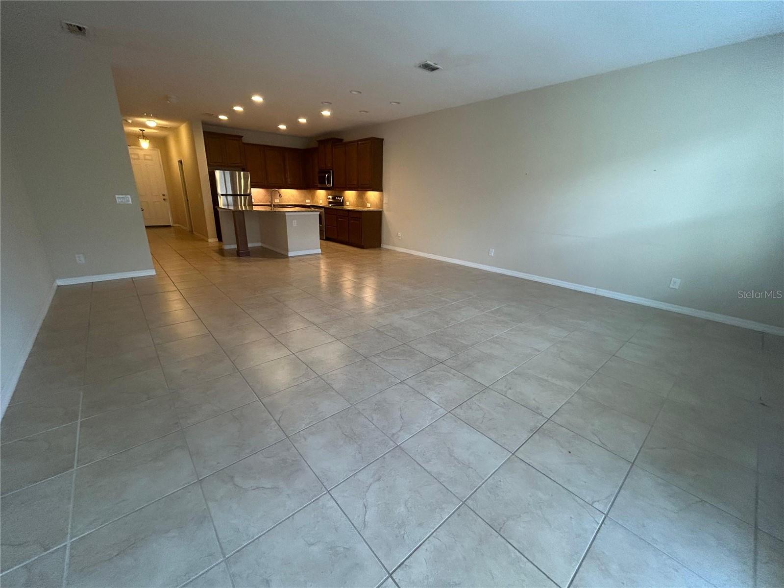 LAKE BURDEN SOUTH PH 2 - Residential Lease