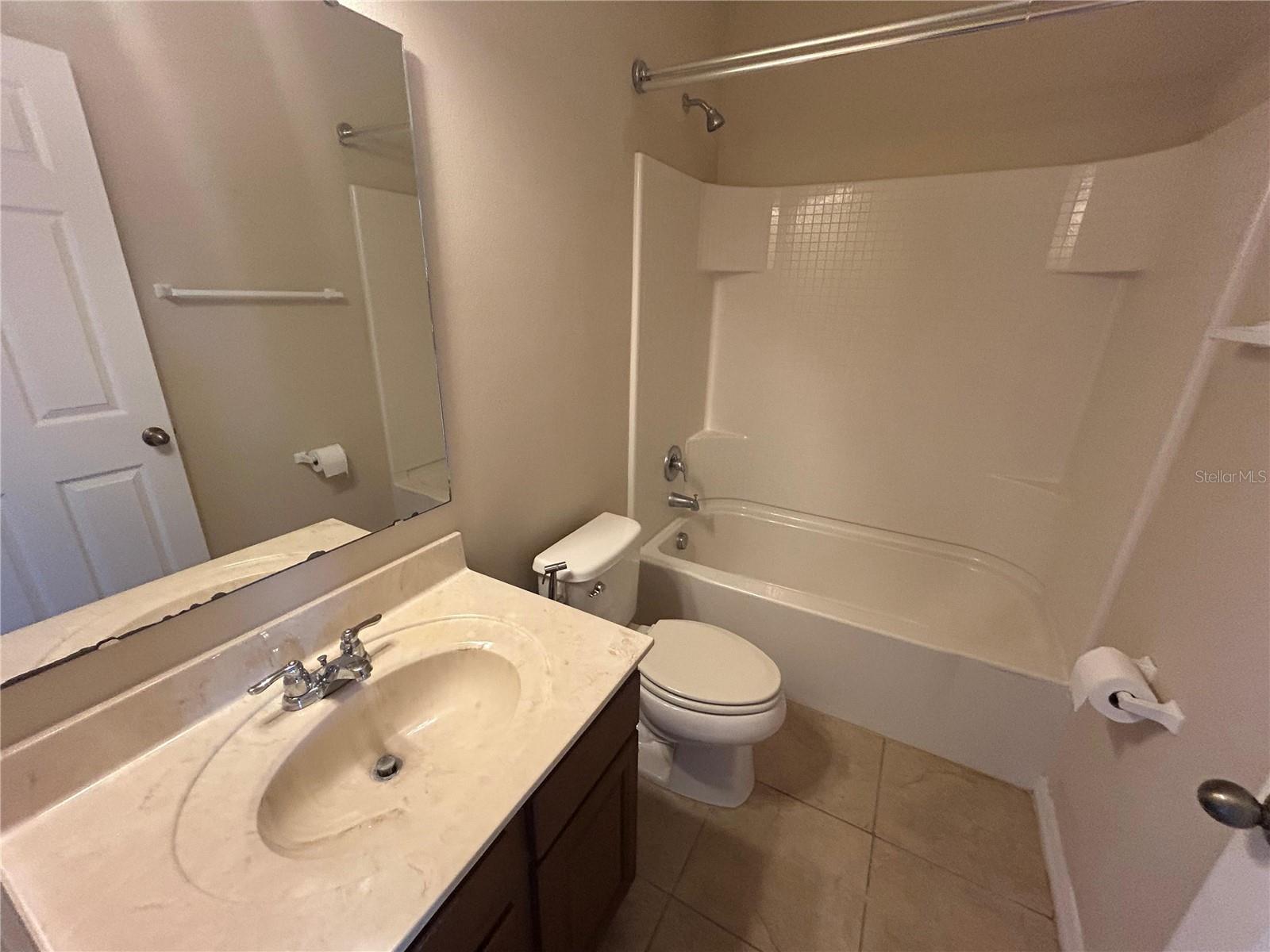 LAKE BURDEN SOUTH PH 2 - Residential Lease