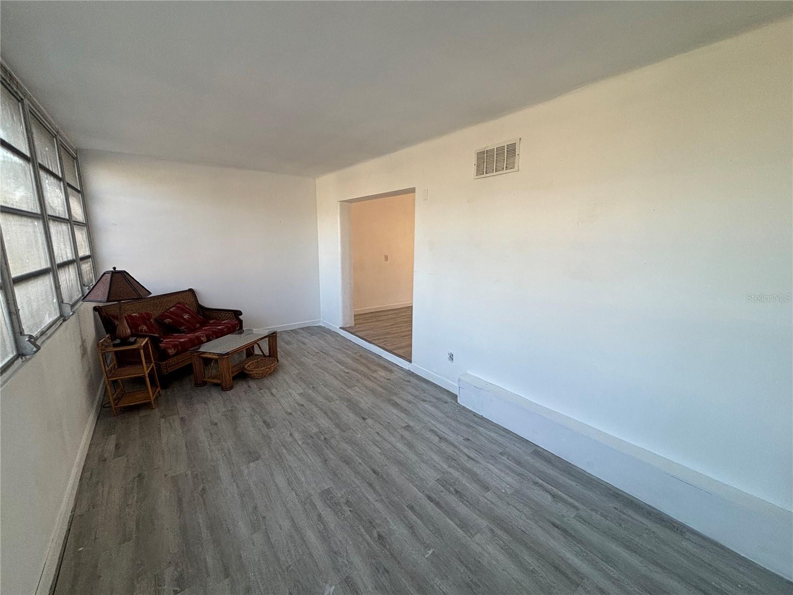 CLEARVIEW OAKS CONDO - Residential