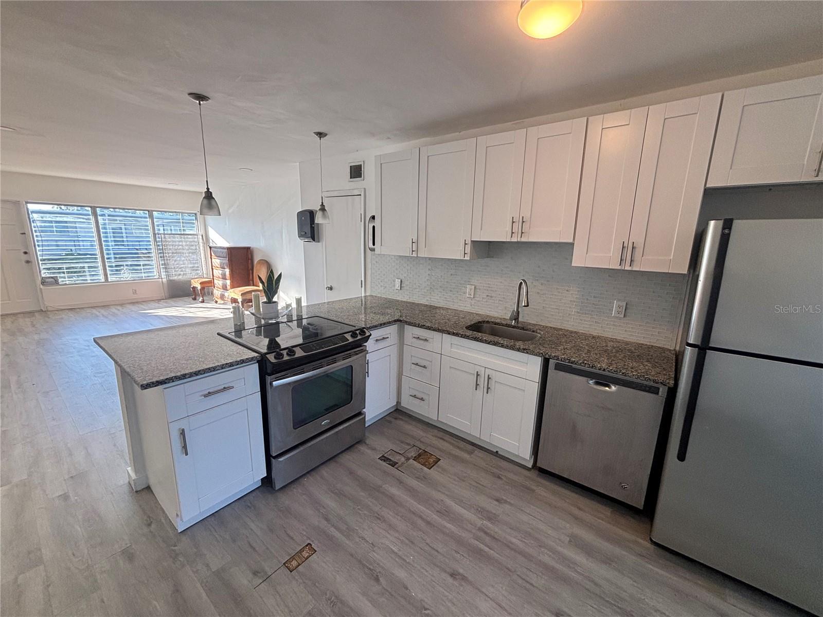 CLEARVIEW OAKS CONDO - Residential