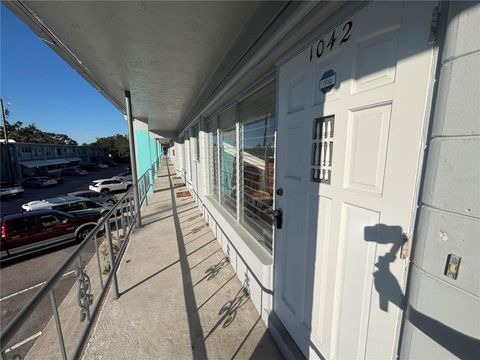 4061 55TH WAY N 1042 KENNETH CITY FL 33709