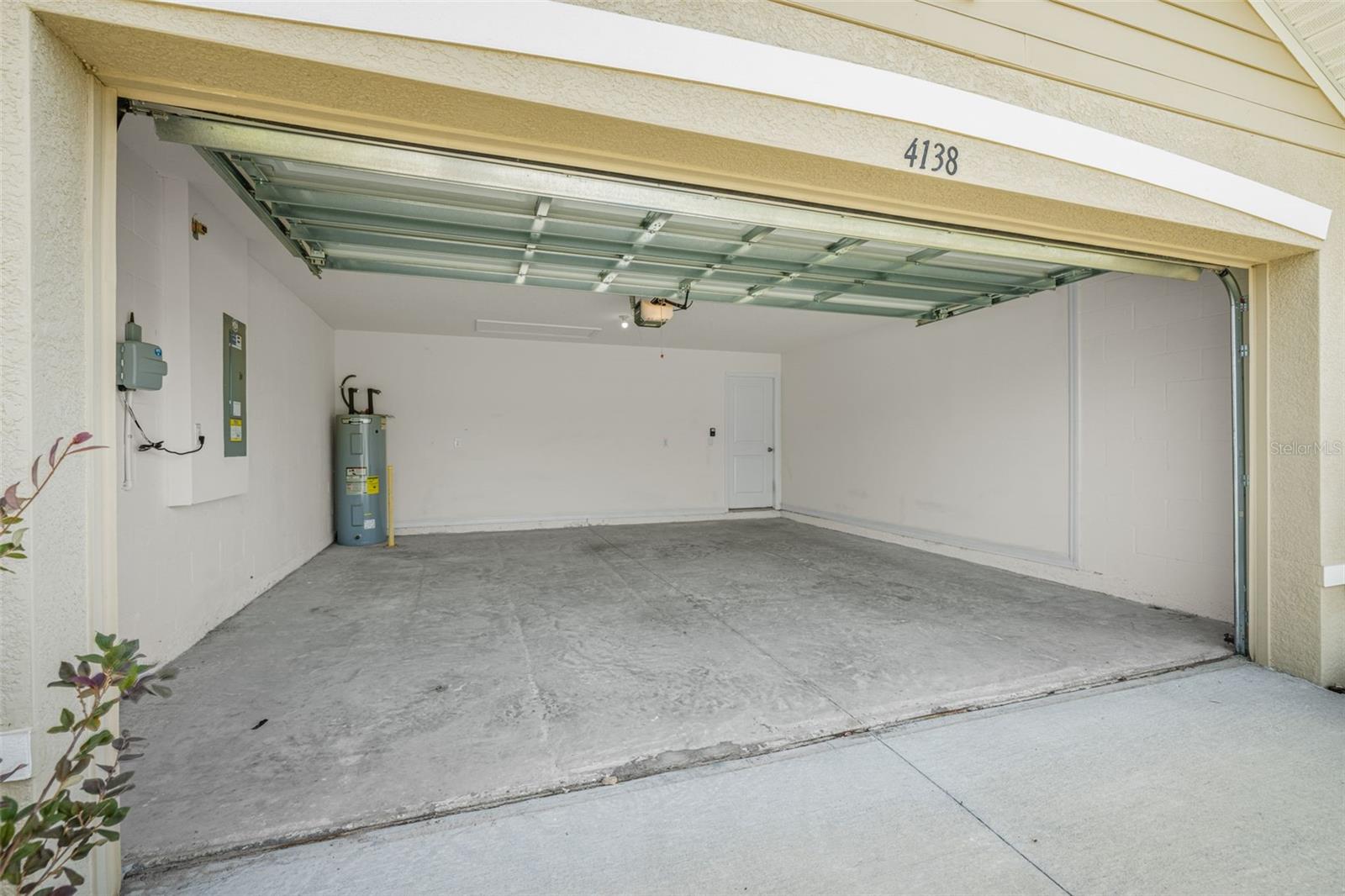 BARRINGTON/STERLING HILL - Residential