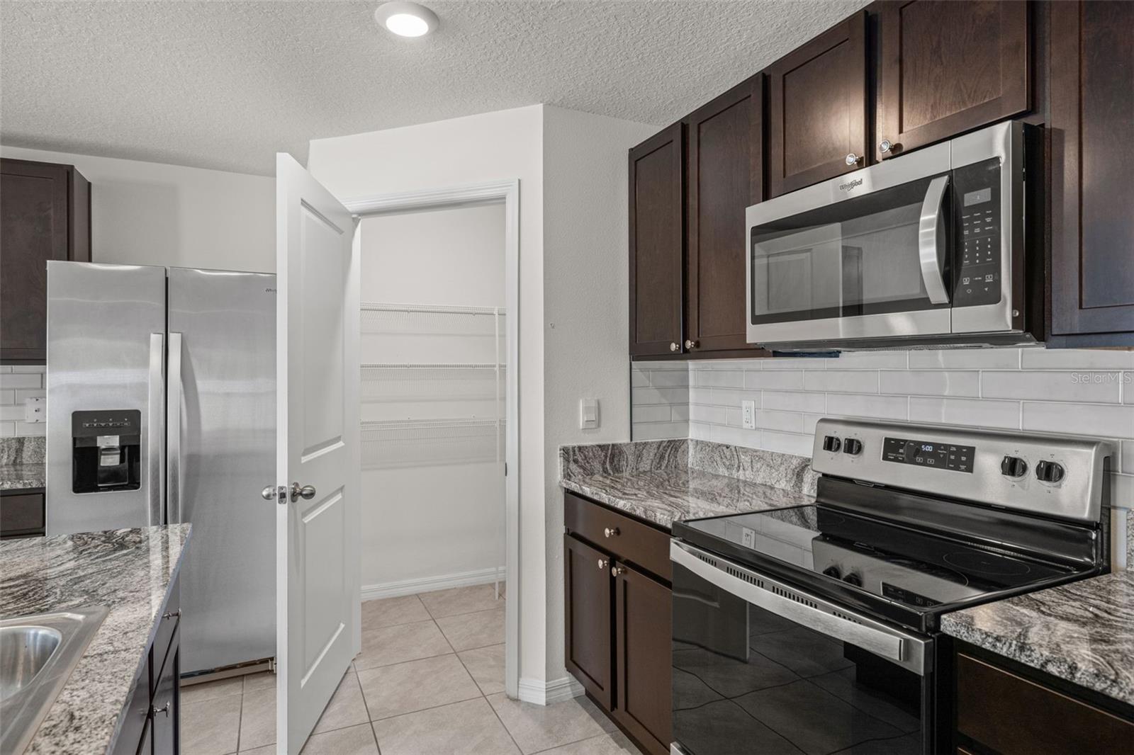 BARRINGTON/STERLING HILL - Residential