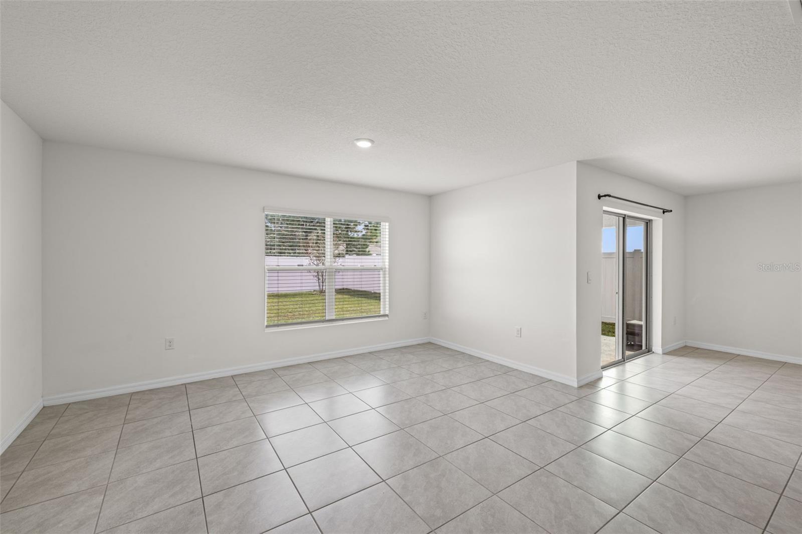 BARRINGTON/STERLING HILL - Residential