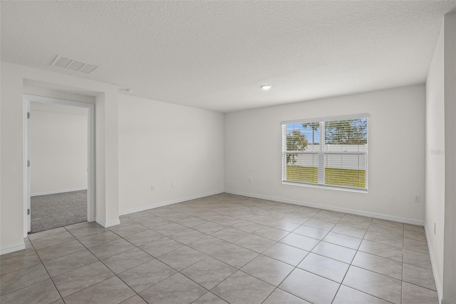 BARRINGTON/STERLING HILL - Residential