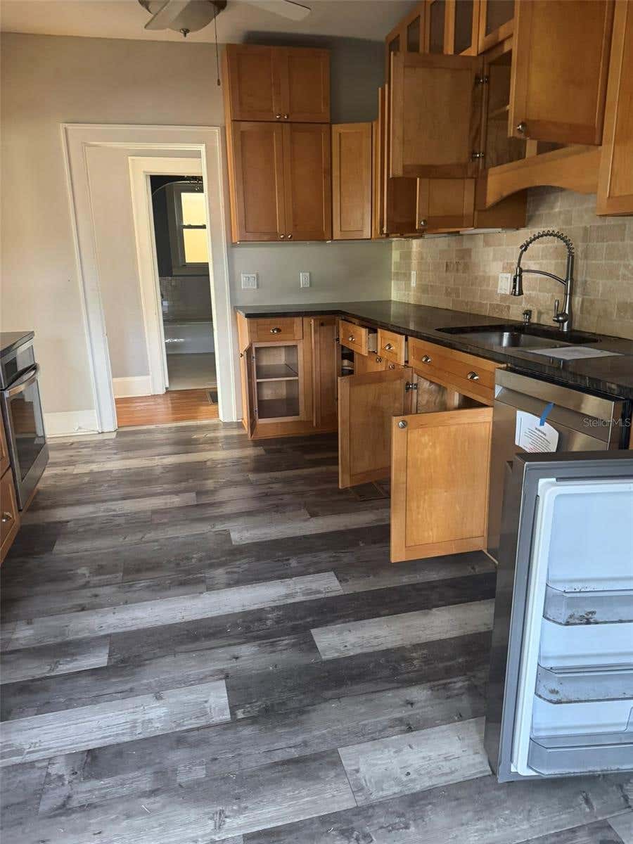 Photo of 30 Kreamer Avenue, Tarpon Springs, FL 34689 (MLS # TB8541074)