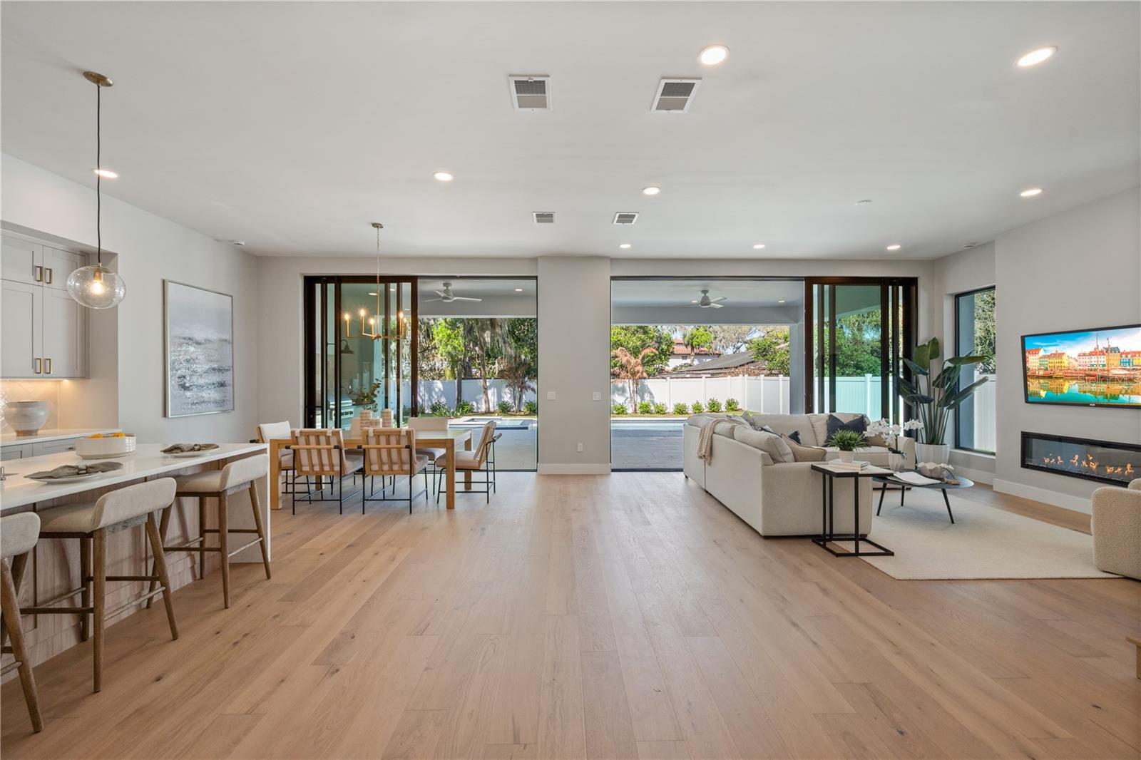 COMSTOCK PARK - Residential