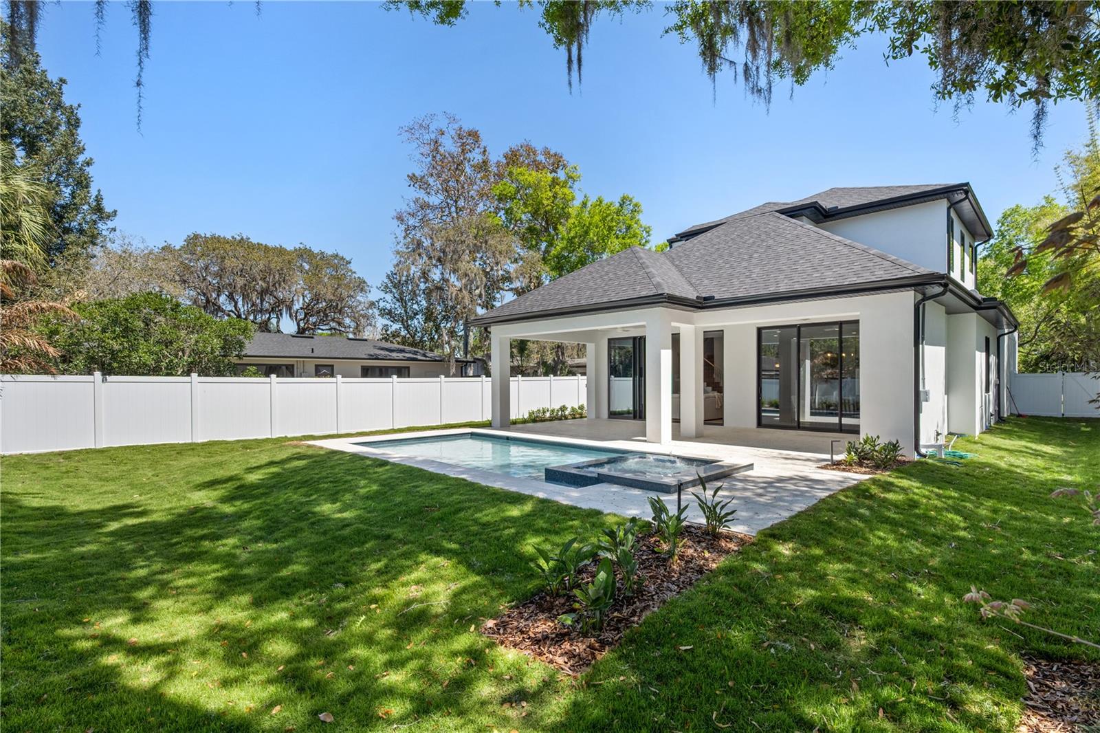 COMSTOCK PARK - Residential