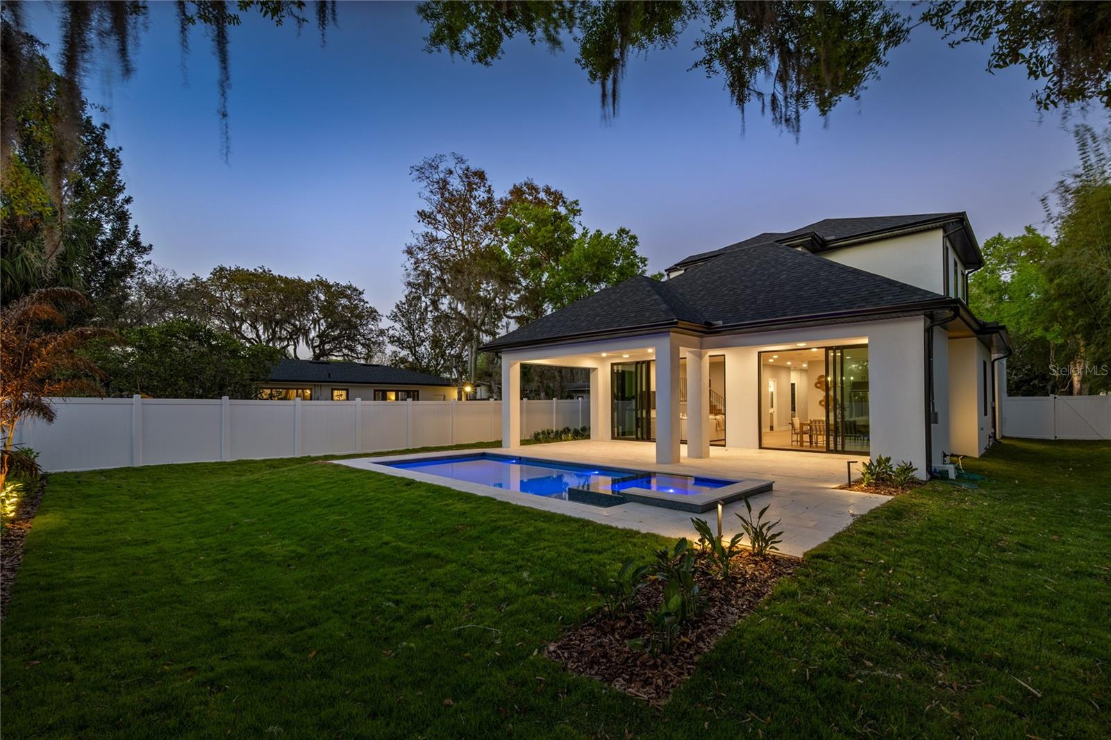 COMSTOCK PARK - Residential