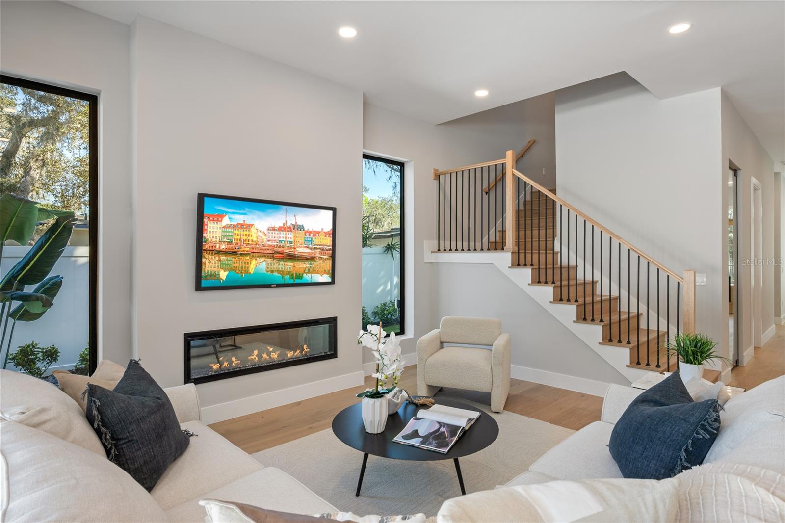 COMSTOCK PARK - Residential