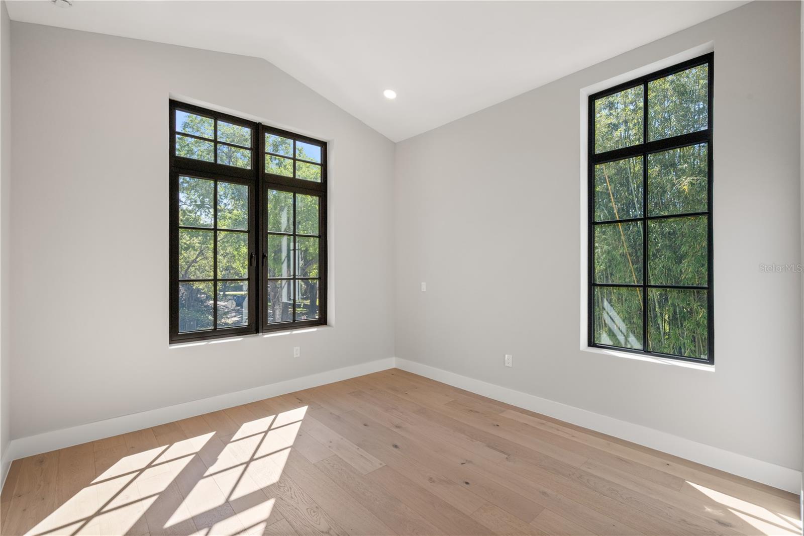 COMSTOCK PARK - Residential