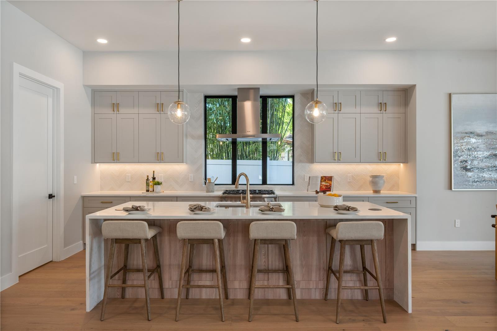 COMSTOCK PARK - Residential