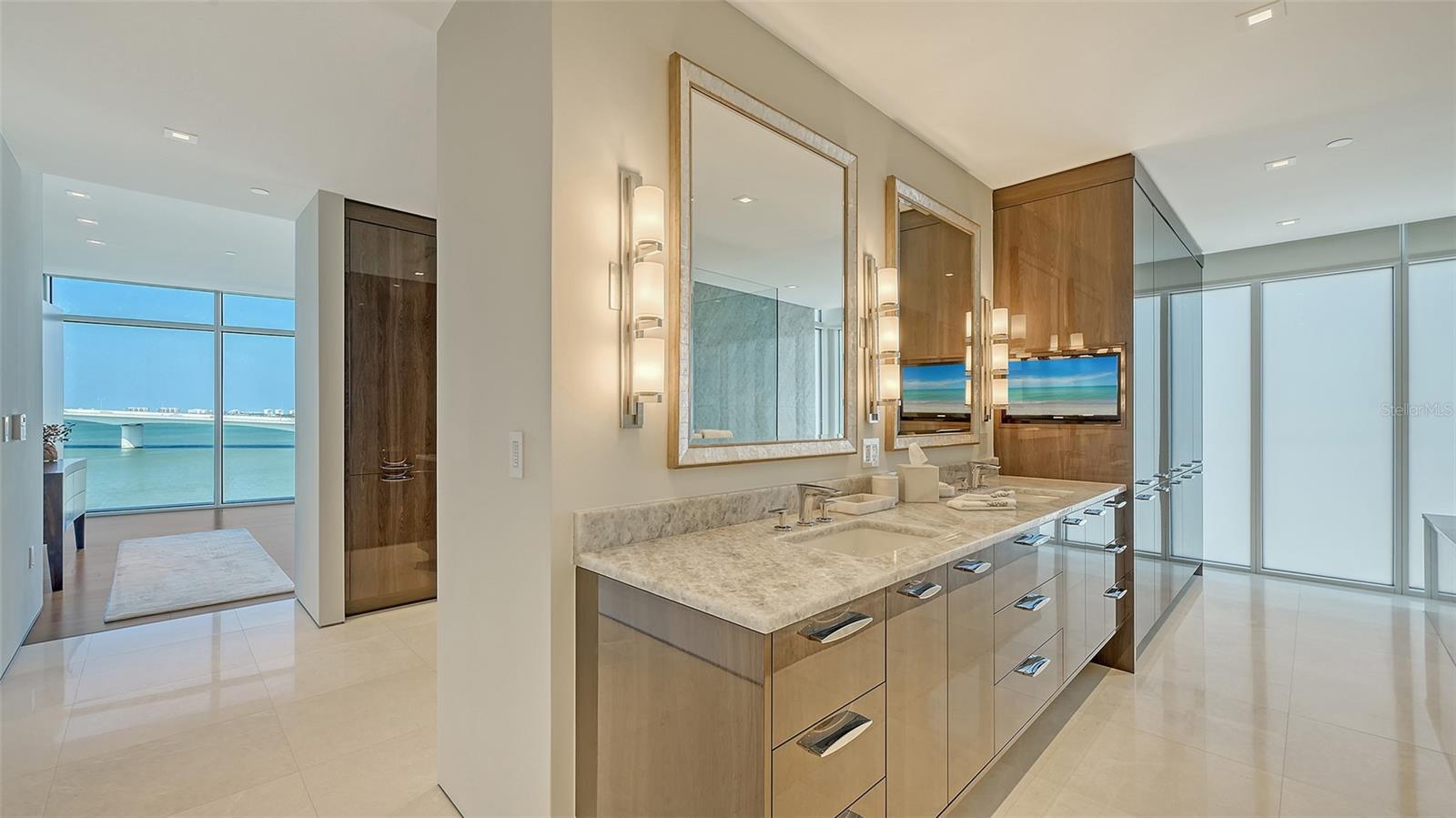 AQUA - Residential