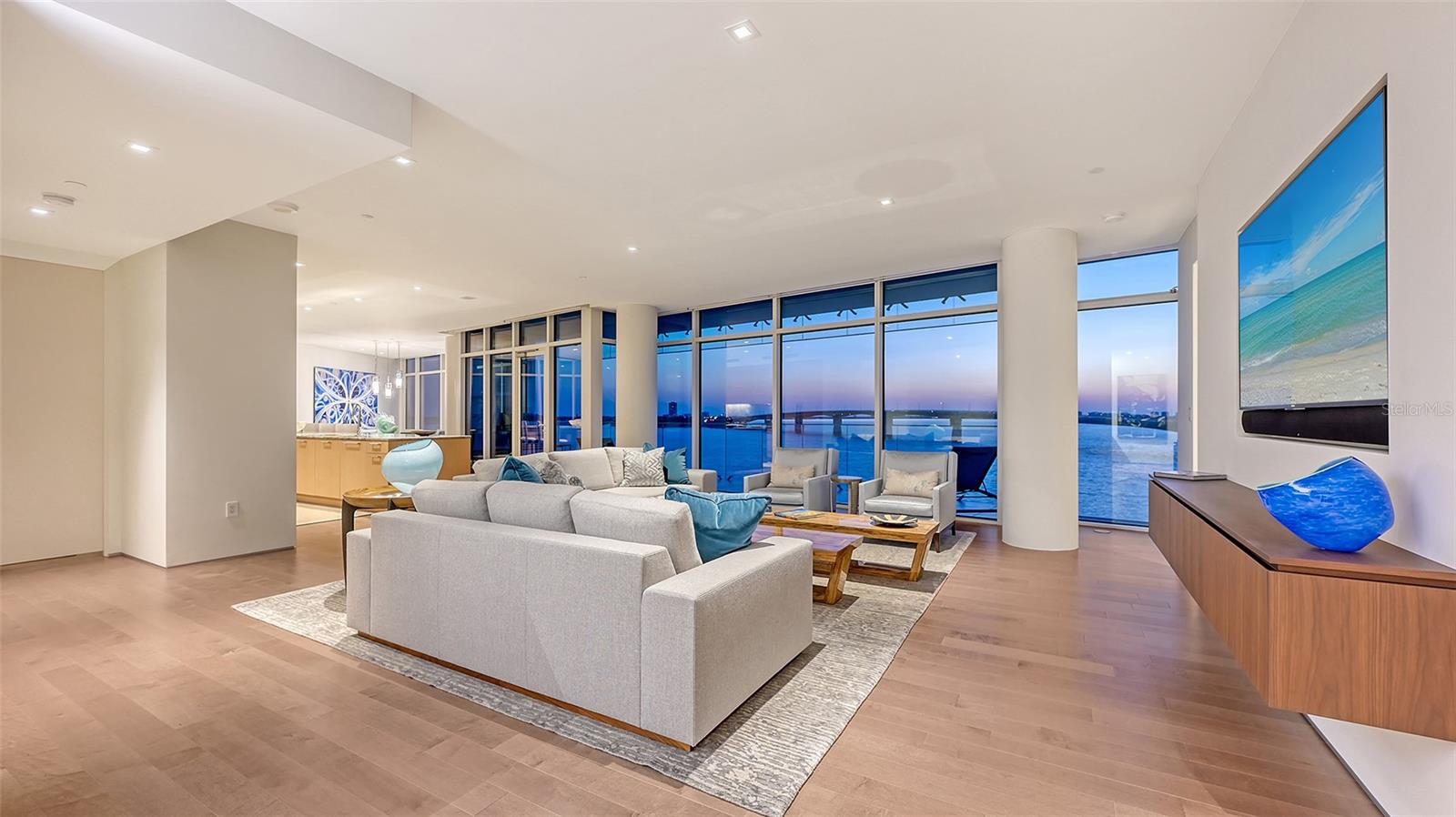 AQUA - Residential