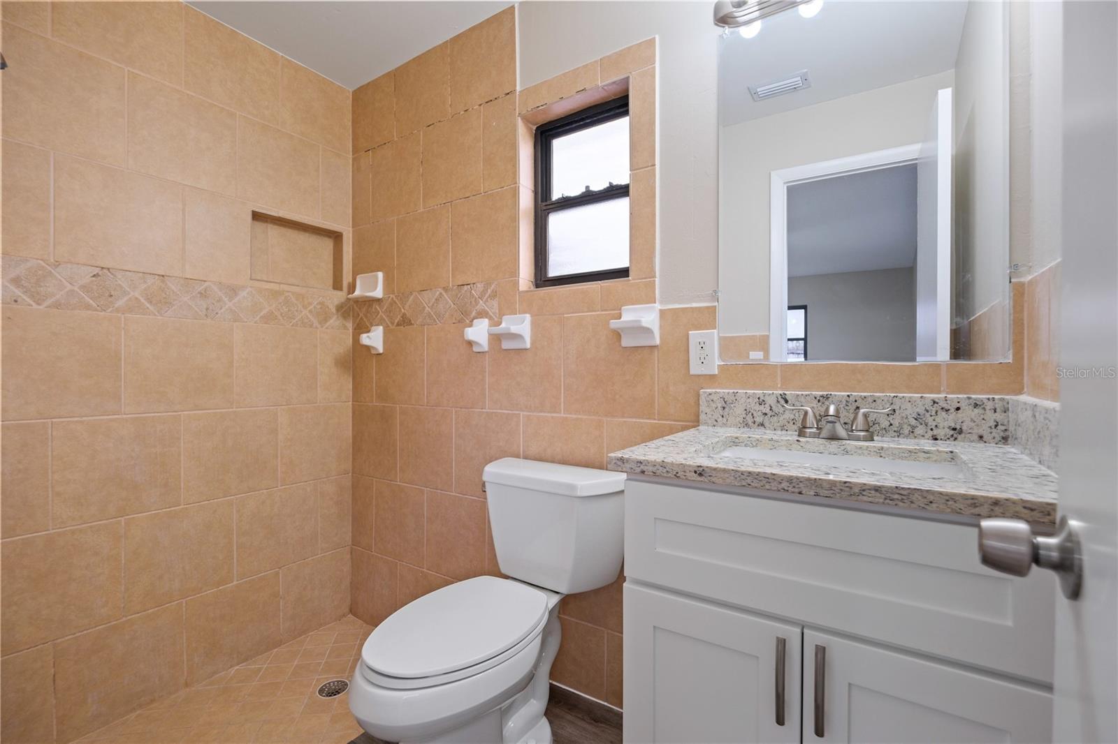 IMPERIAL ESTATES - Residential