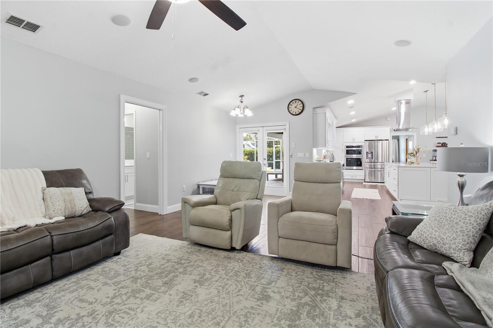 SLEEPY HOLLOW - Residential