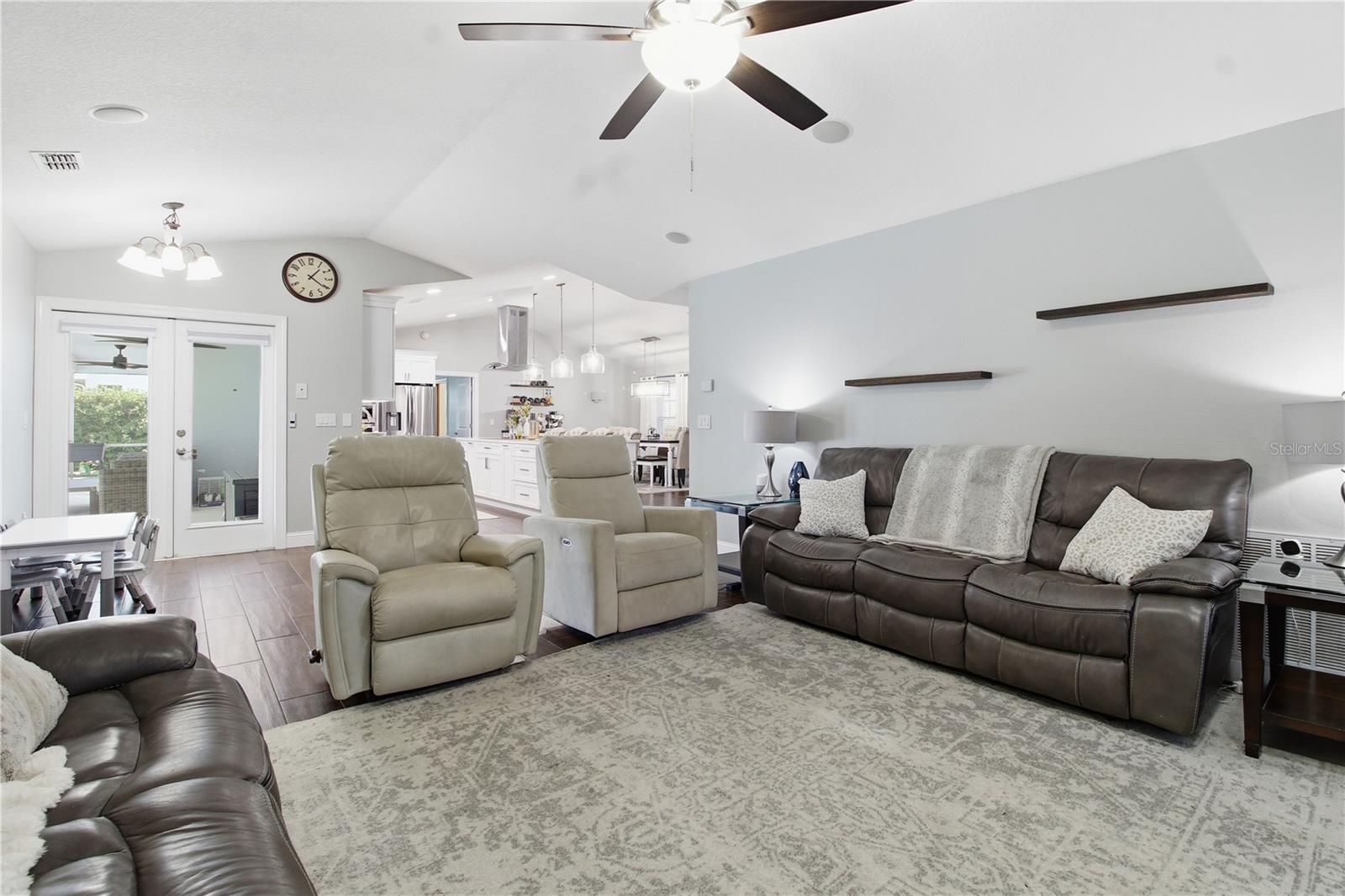 SLEEPY HOLLOW - Residential