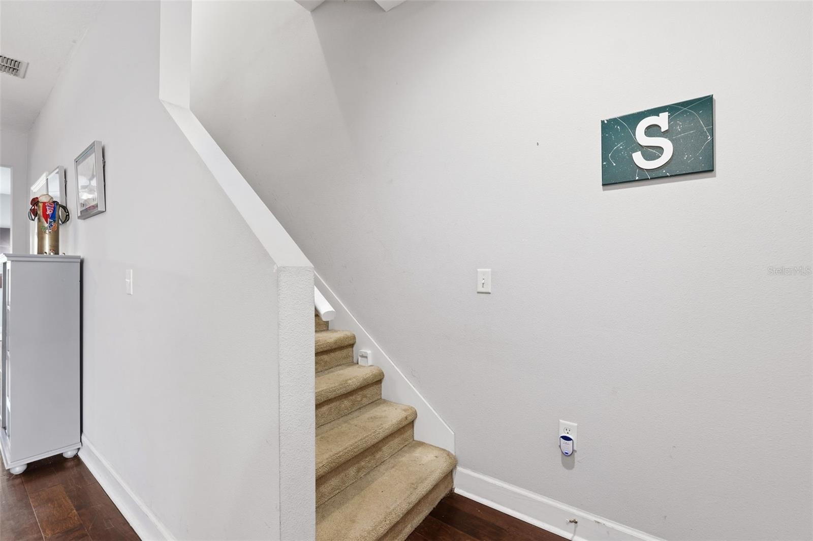 WESTSHORE TWNHMS - Residential