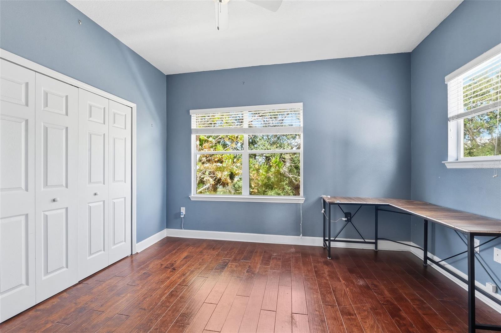 WESTSHORE TWNHMS - Residential