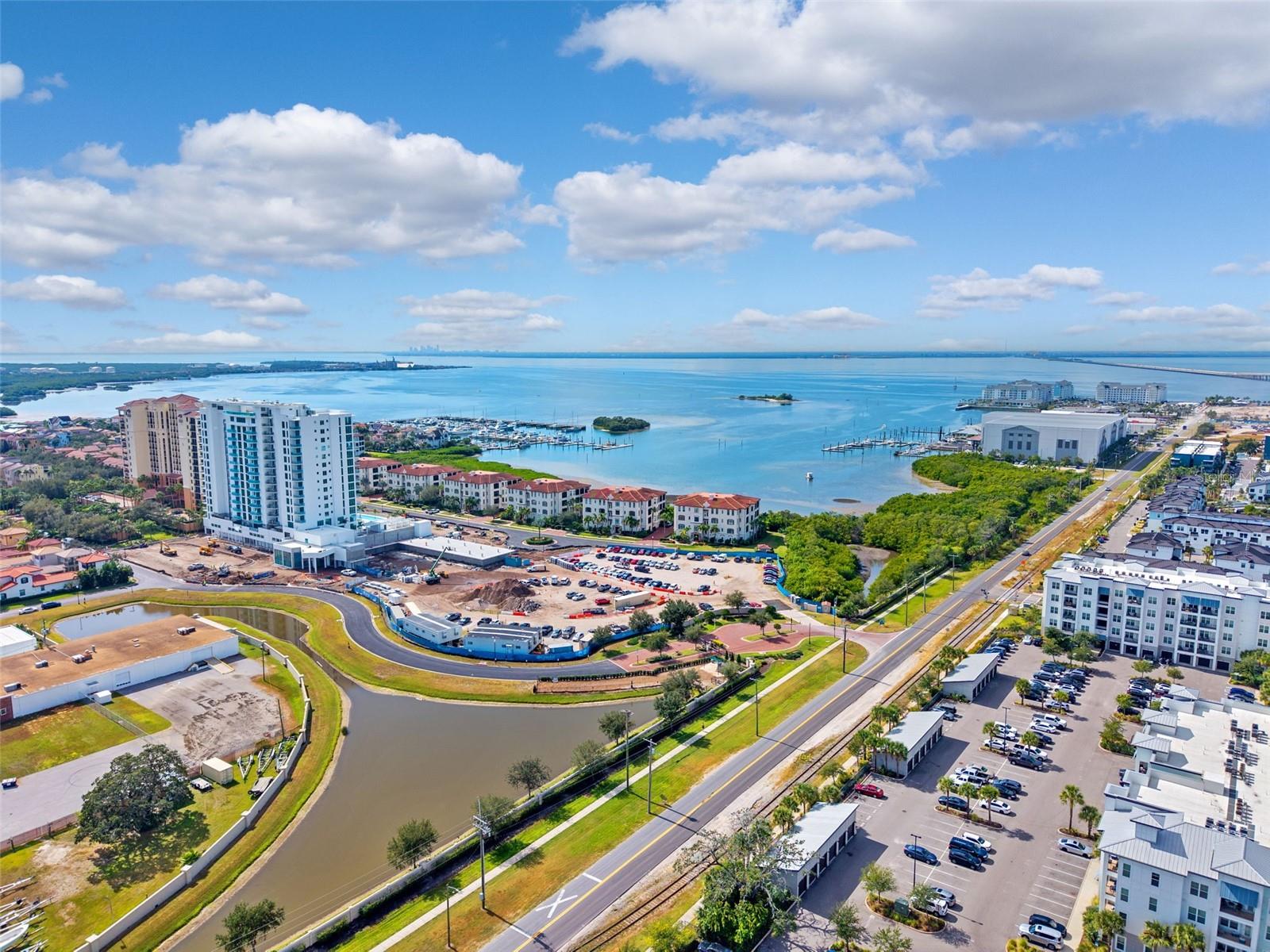 WESTSHORE TWNHMS - Residential