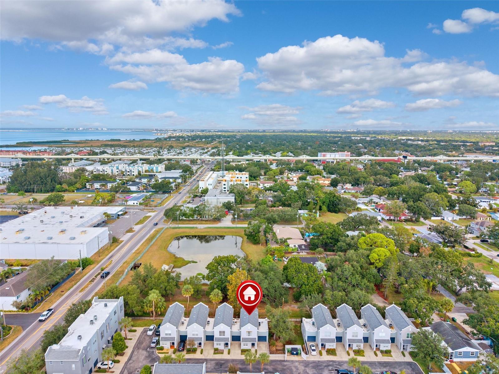 WESTSHORE TWNHMS - Residential