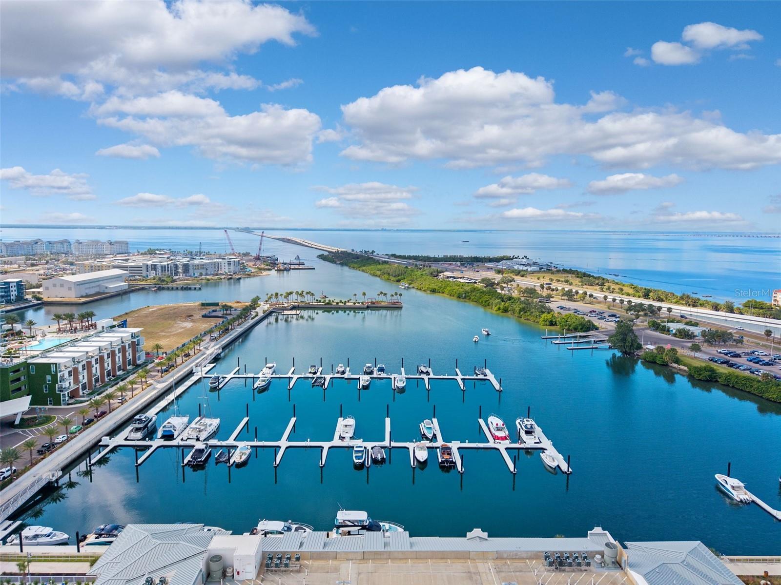 WESTSHORE TWNHMS - Residential