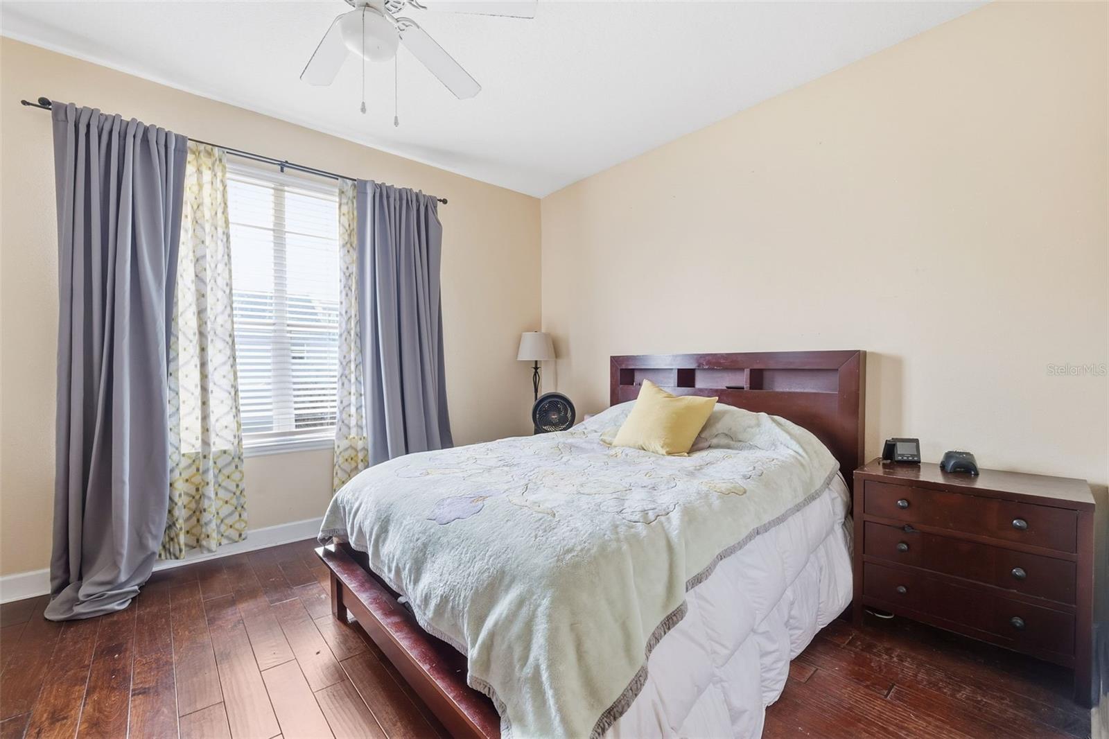 WESTSHORE TWNHMS - Residential