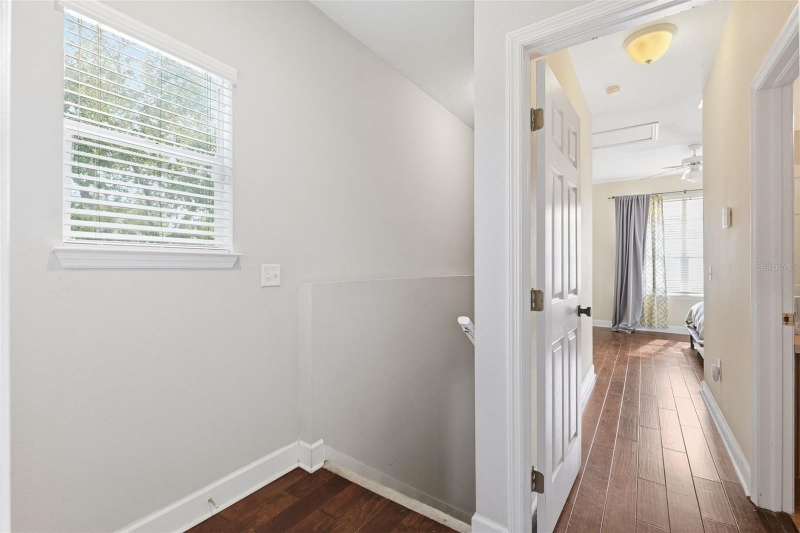 WESTSHORE TWNHMS - Residential