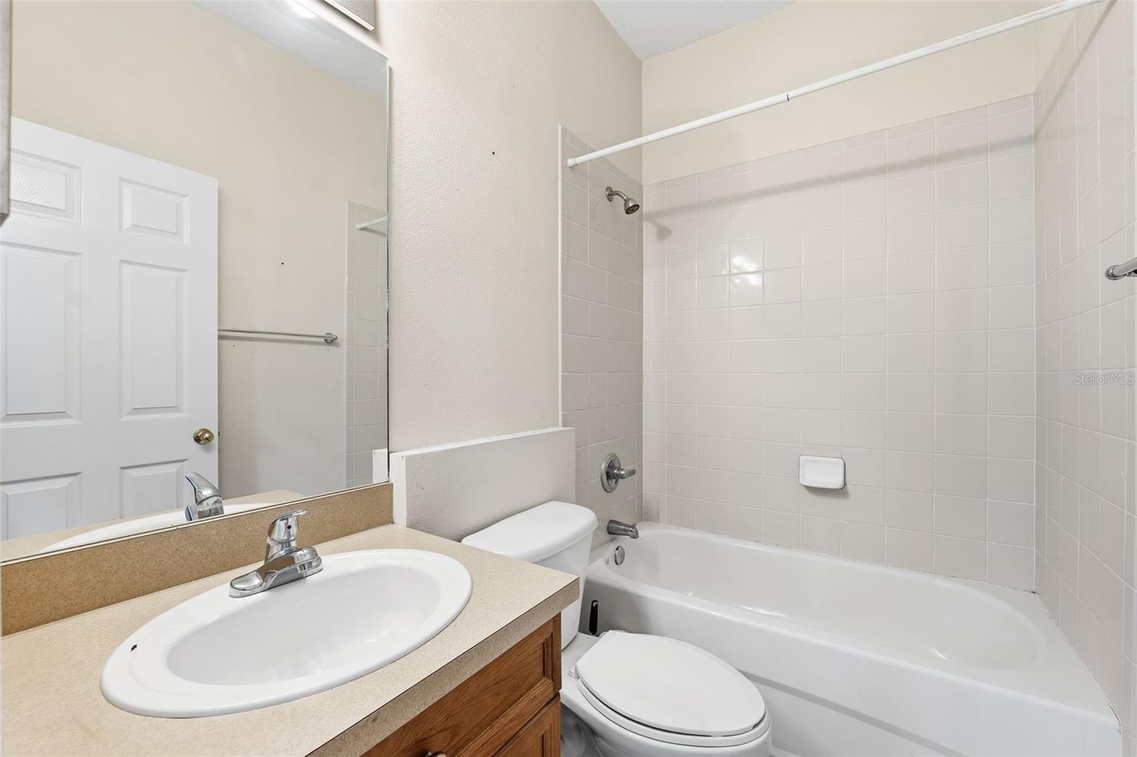 WESTSHORE TWNHMS - Residential