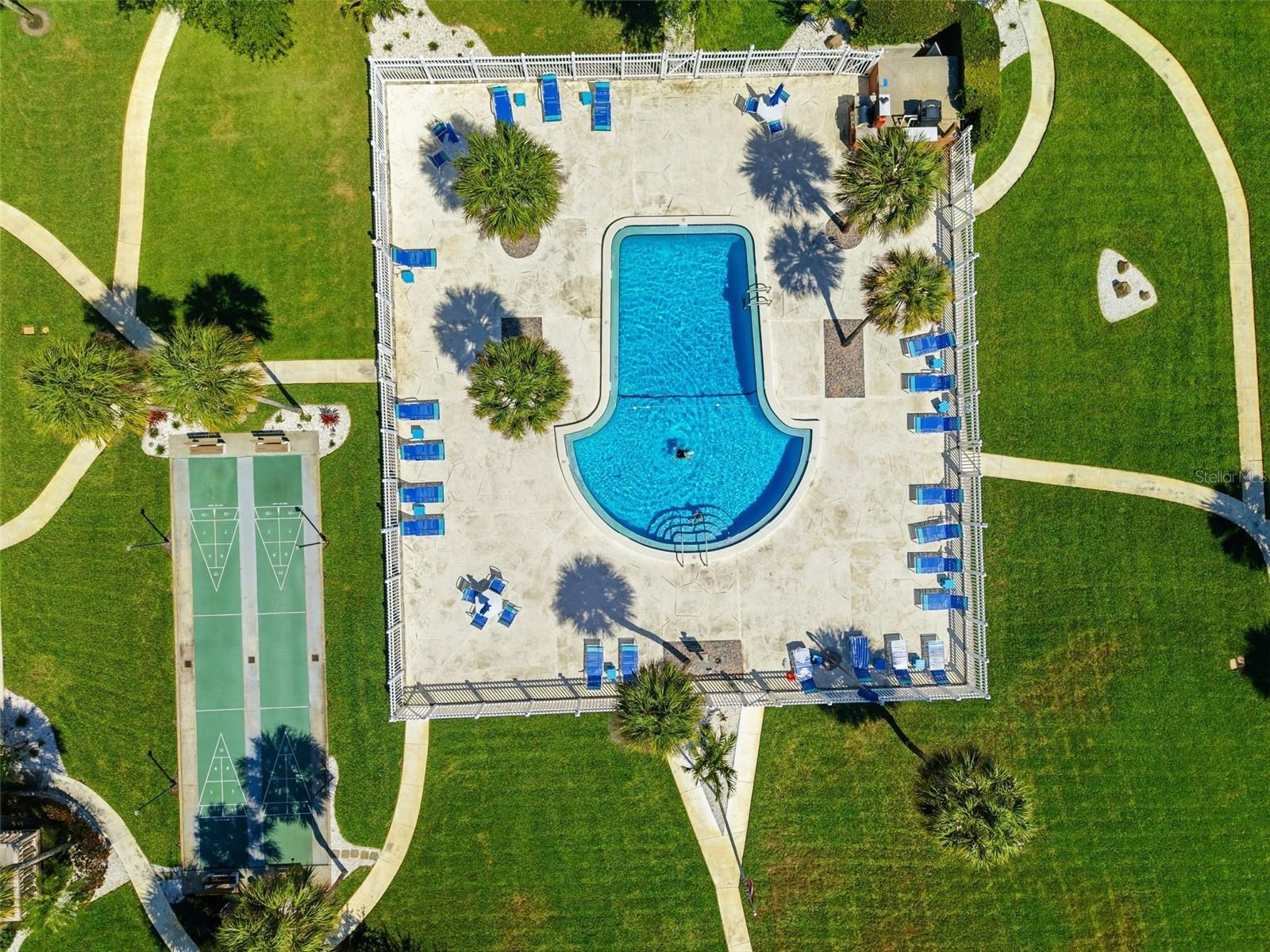 VELVET CLOAKE CONDO - Residential