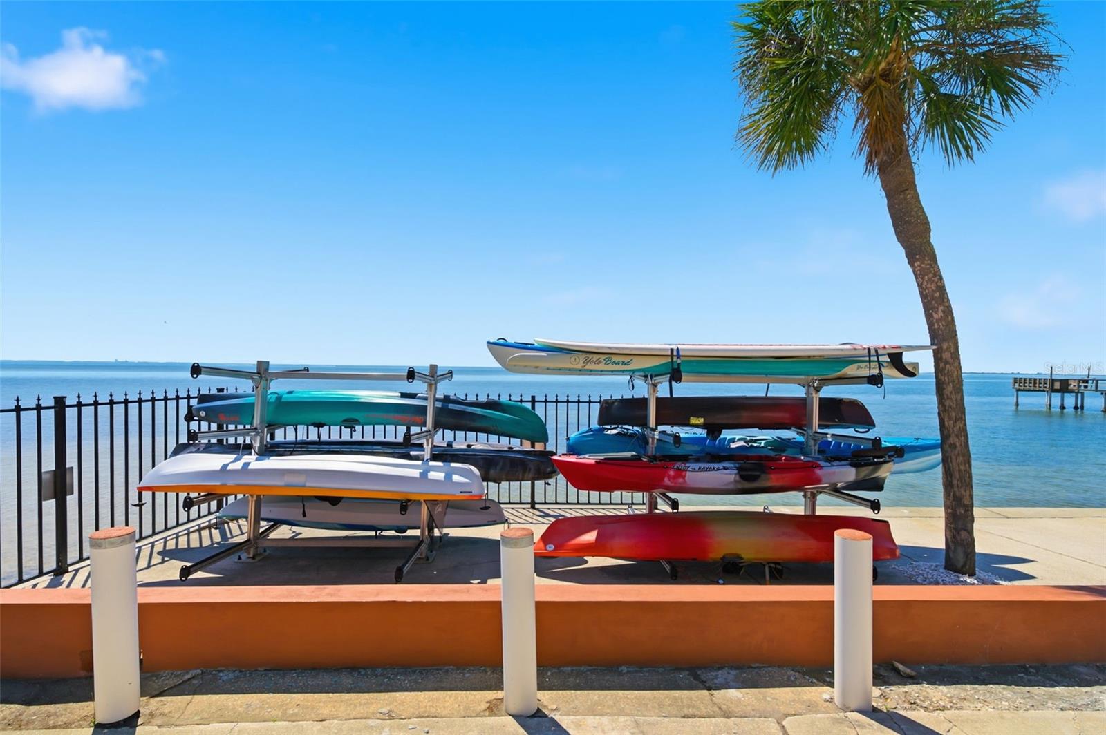 VELVET CLOAKE CONDO - Residential