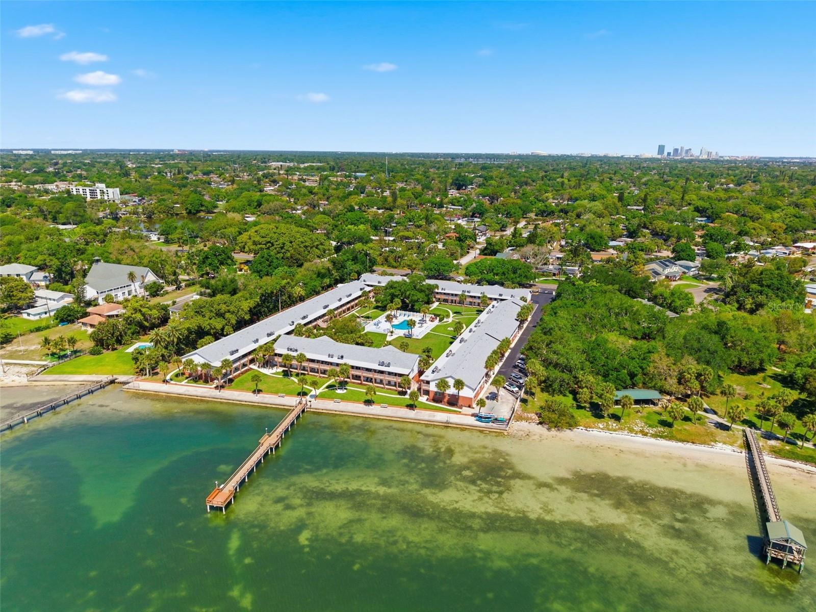 VELVET CLOAKE CONDO - Residential