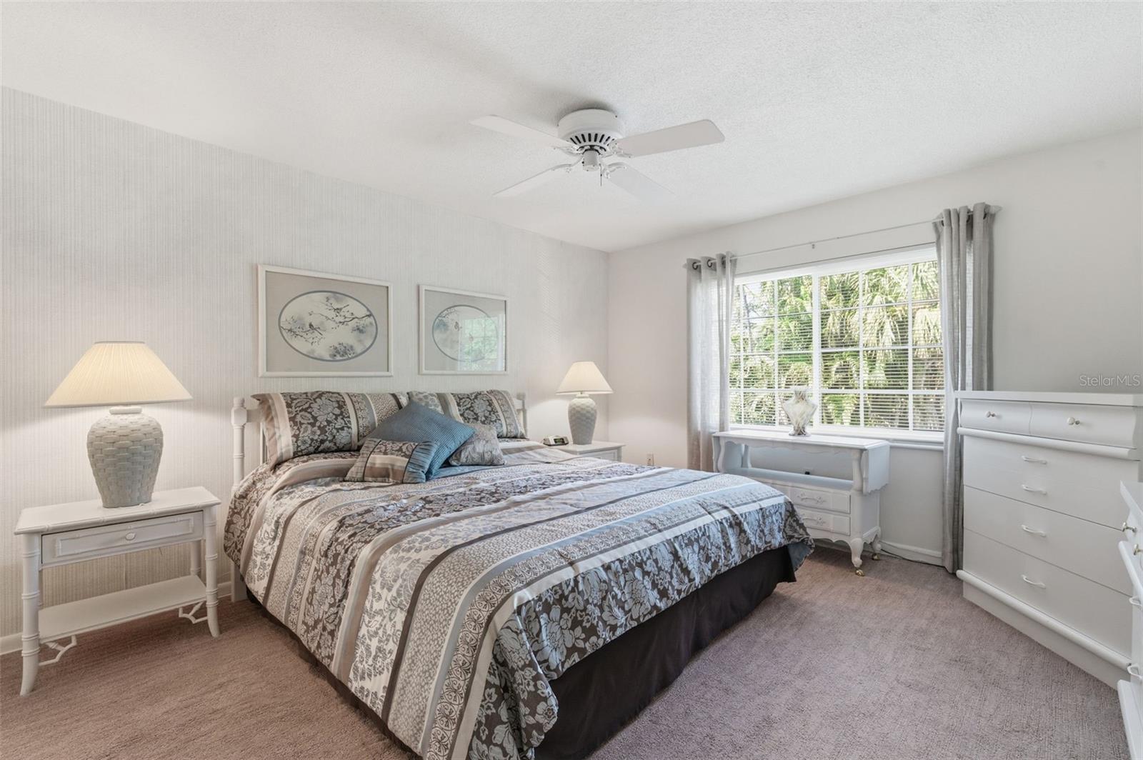 VELVET CLOAKE CONDO - Residential