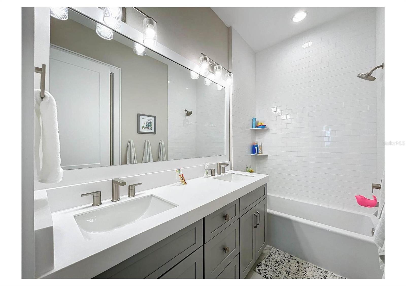 JMK ESTATES - Residential