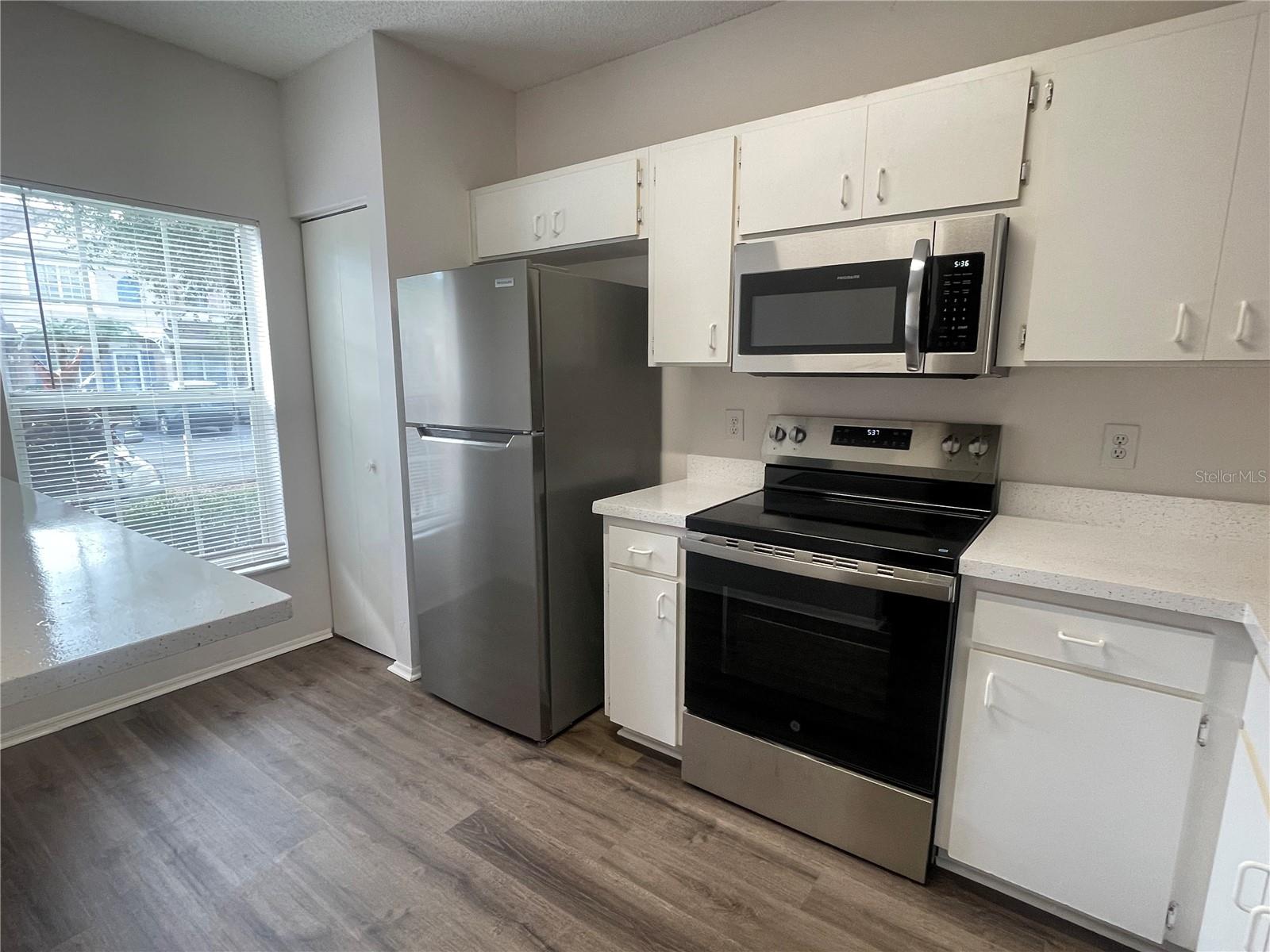 BAYSIDE KEY PH II - Residential Lease