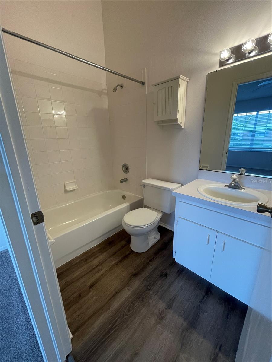 BAYSIDE KEY PH II - Residential Lease