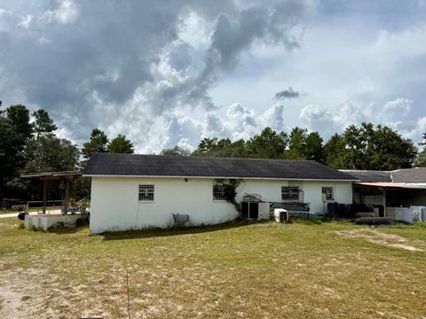Tiny photo for 12850 Us Highway 27 Alt, Williston, FL 32696 (MLS # GC534514)