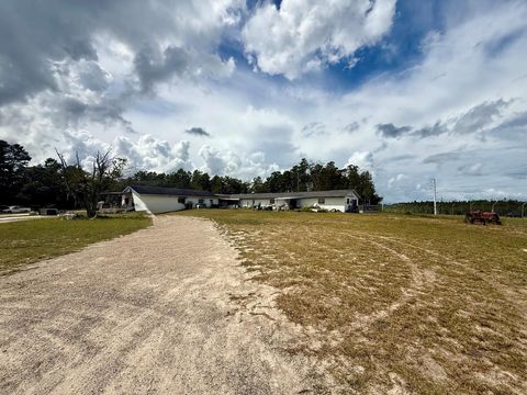 Tiny photo for 12850 Us Highway 27 Alt, Williston, FL 32696 (MLS # GC534514)