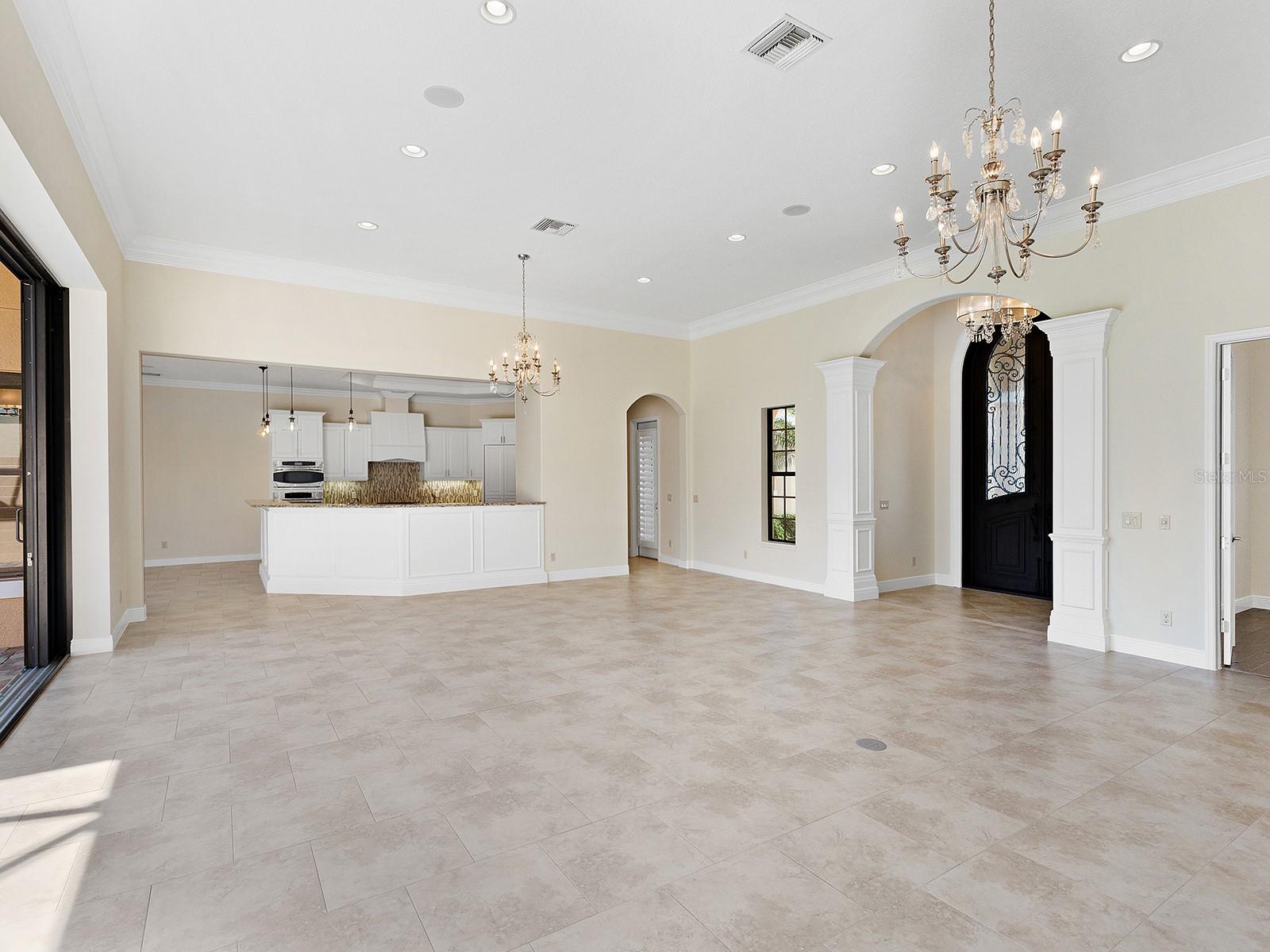 COUNTRY CLUB EAST AT LAKEWOOD RANCH - Residential