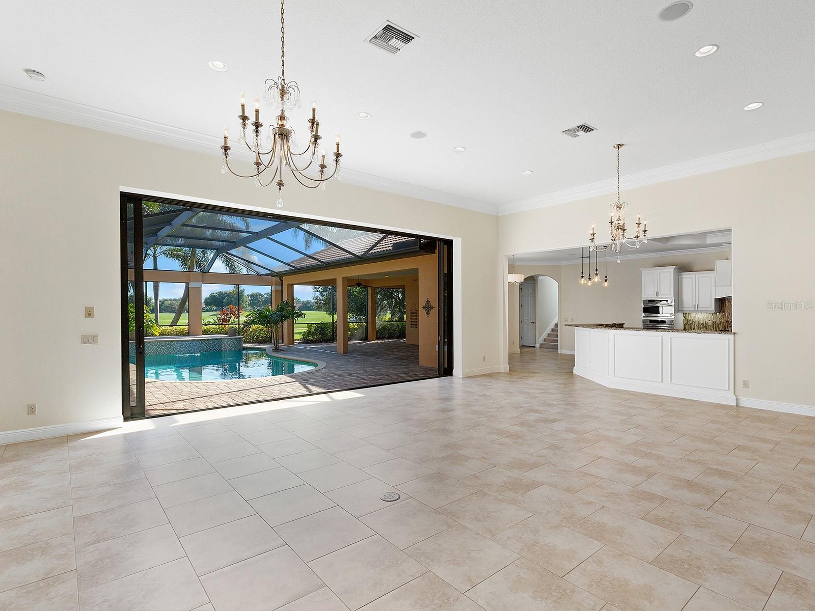 COUNTRY CLUB EAST AT LAKEWOOD RANCH - Residential