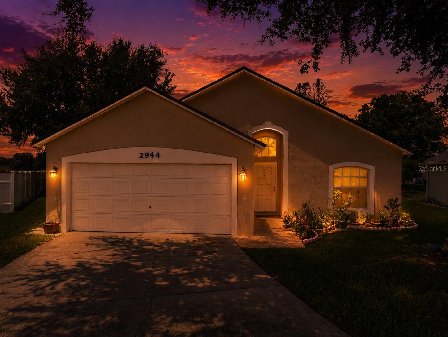2944 COOL BREEZE CIRCLE