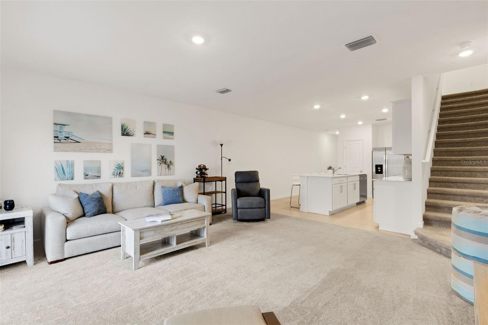 AVANTI/WATERSIDE - Residential