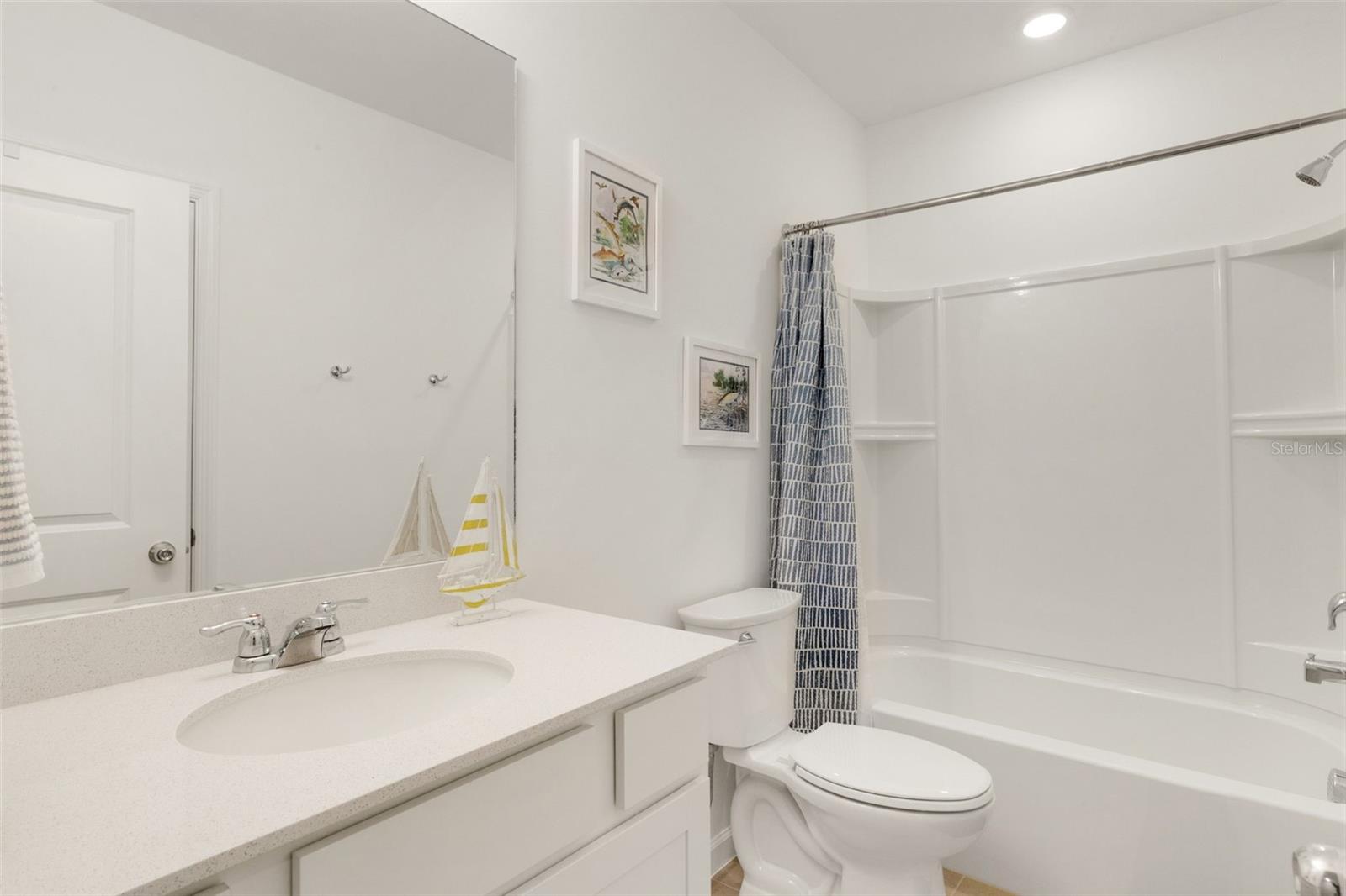 AVANTI/WATERSIDE - Residential