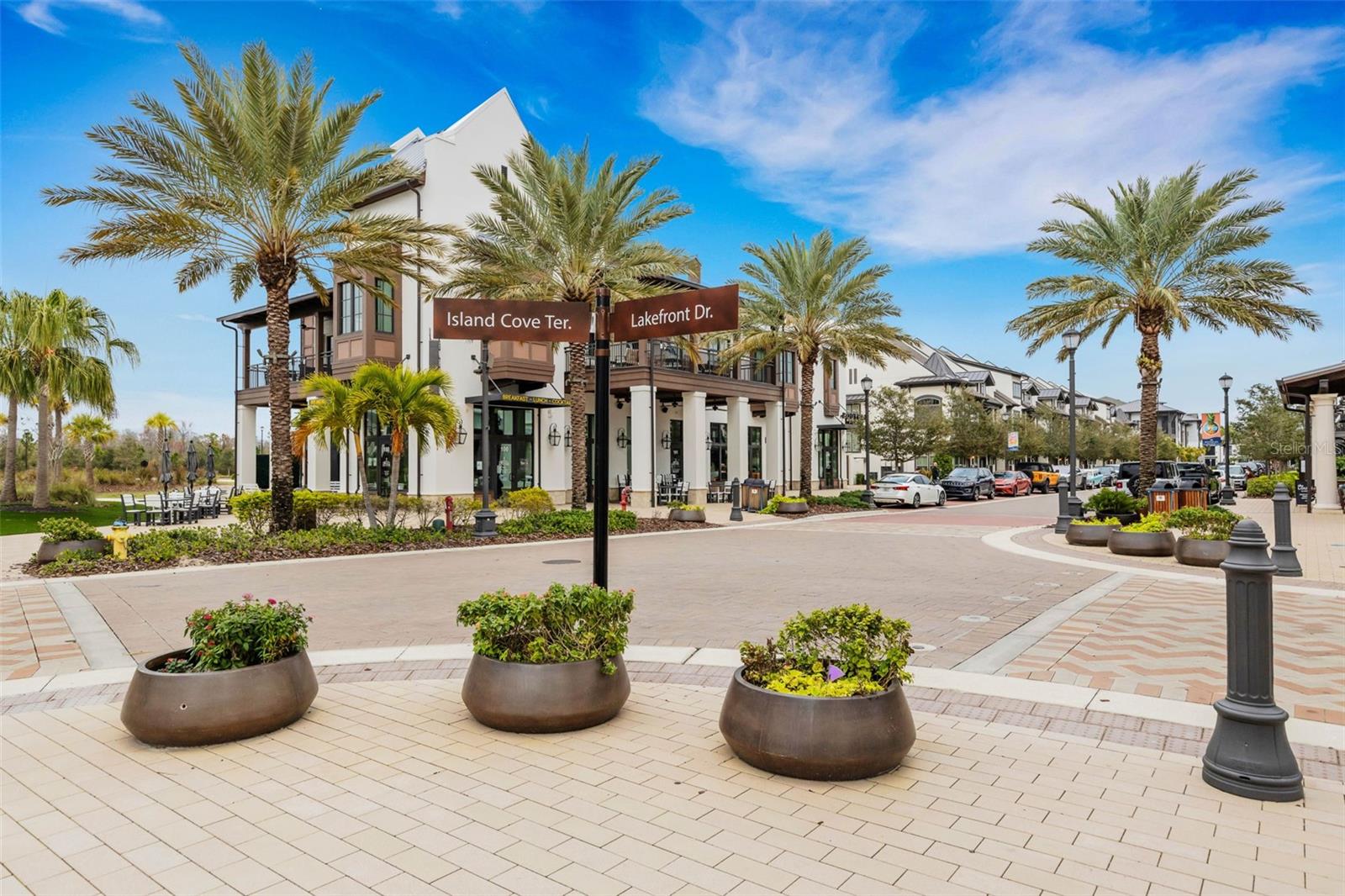 AVANTI/WATERSIDE - Residential