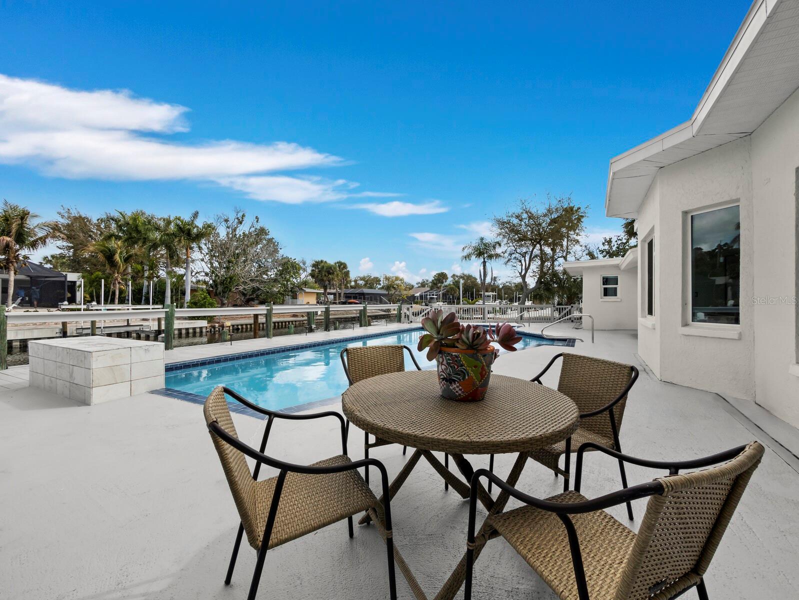 SIESTA ISLES - Residential