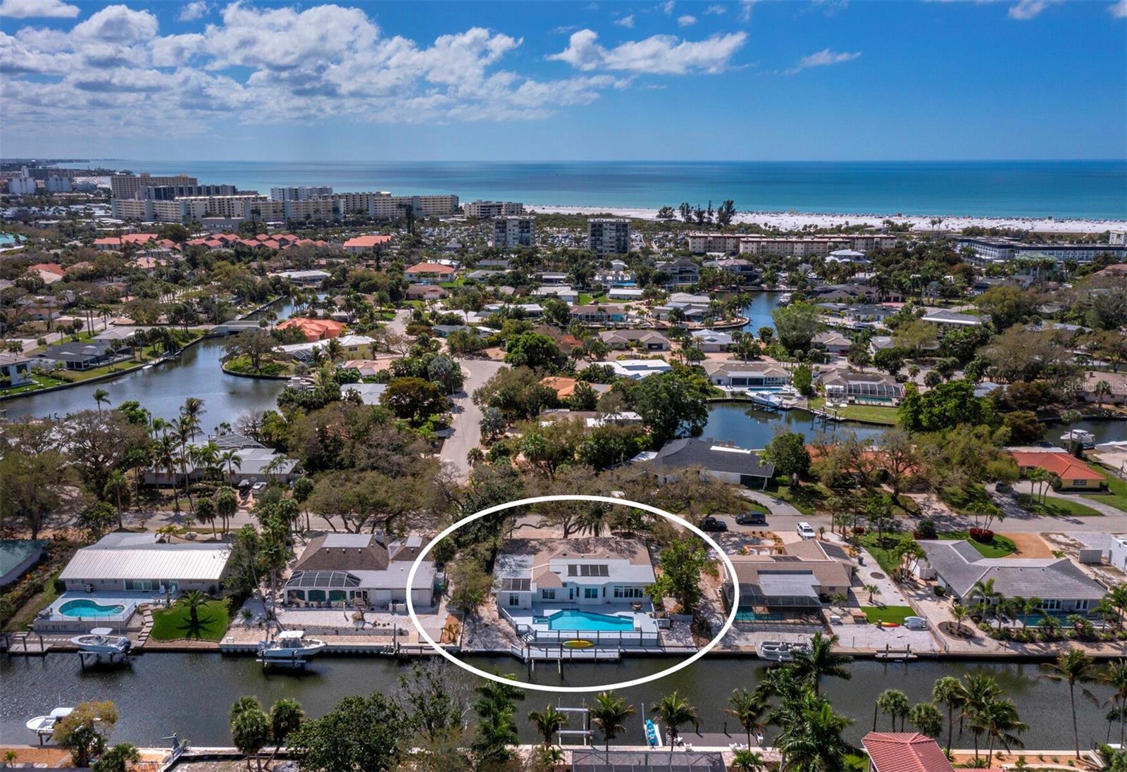 SIESTA ISLES - Residential